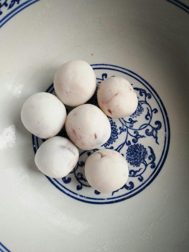 黑芝麻汤圆