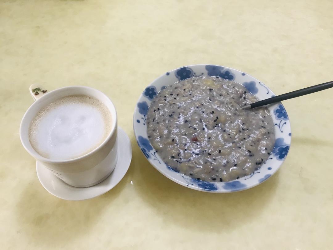 牛奶燕麦粥