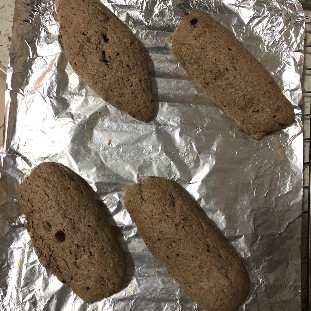 无油无糖全麦果干面包