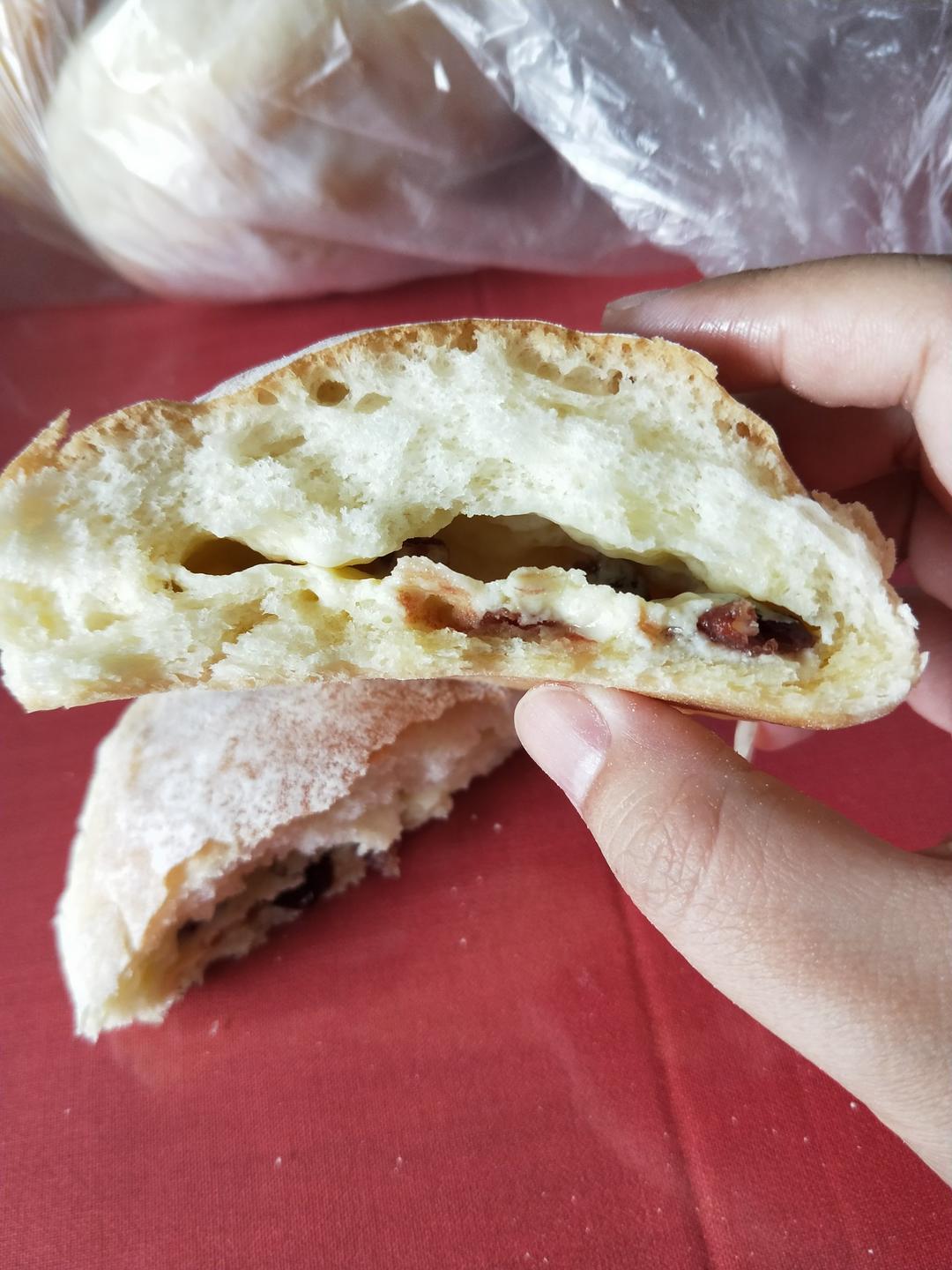 超软奶酪夹馅小餐包