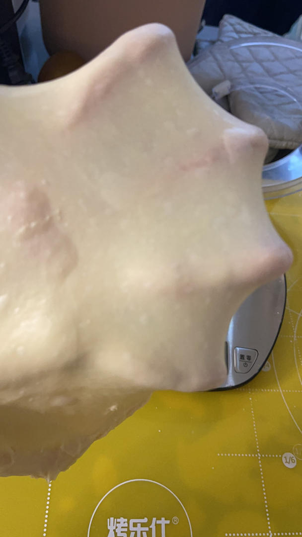 奶香纯粹的重料淡奶油吐司