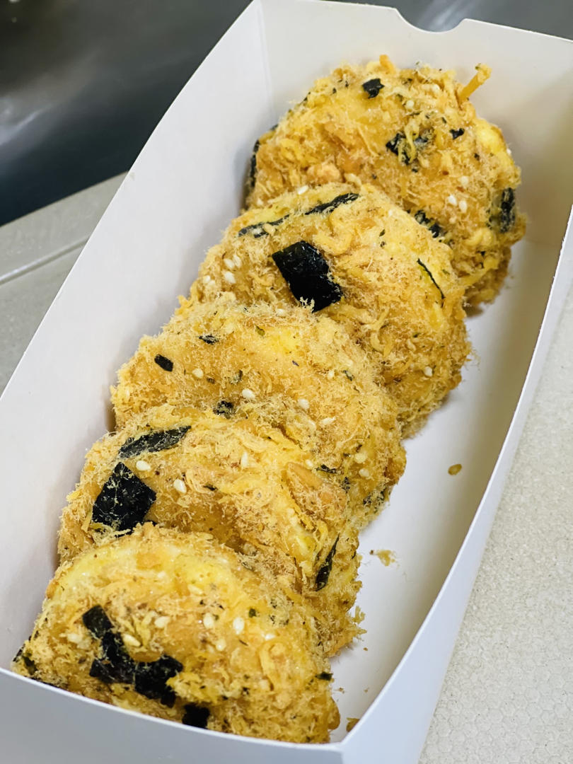 美味海苔肉松小贝