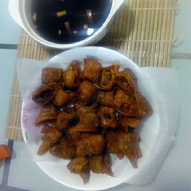 蒜香肋排腊味饭