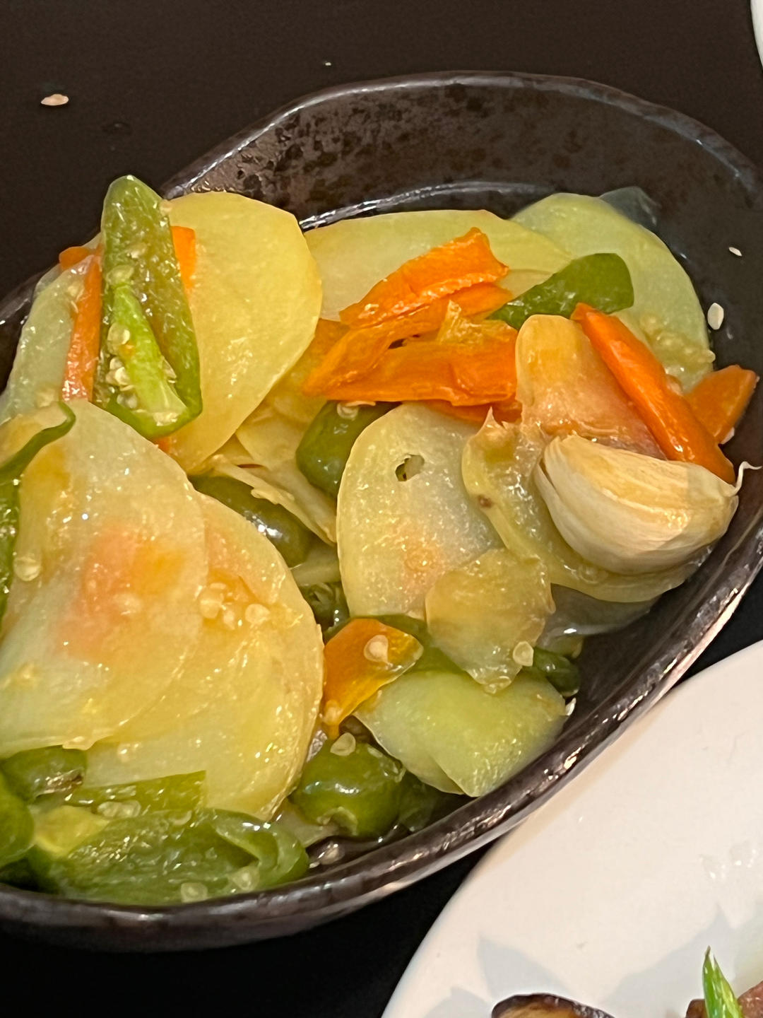 青椒胡萝卜土豆杂炒