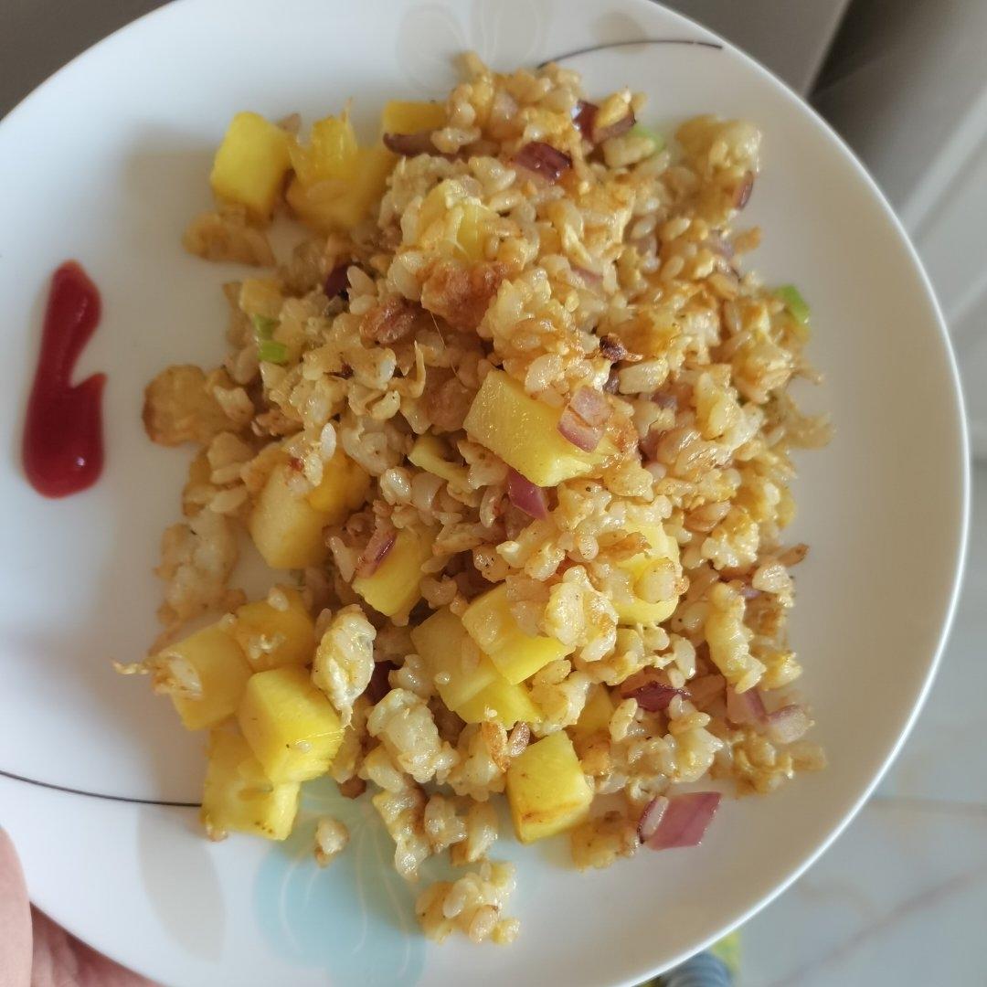 菠萝炒饭