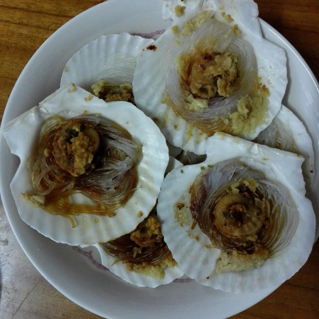蒜蓉粉丝蒸扇贝