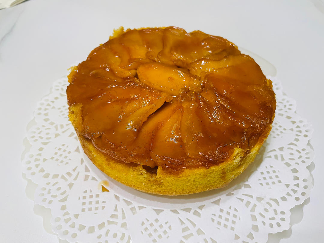 桂味反烤焦糖苹果蛋糕