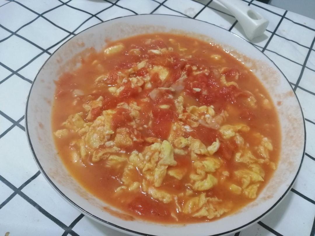 番茄炒鸡蛋（超浓的番茄味）
