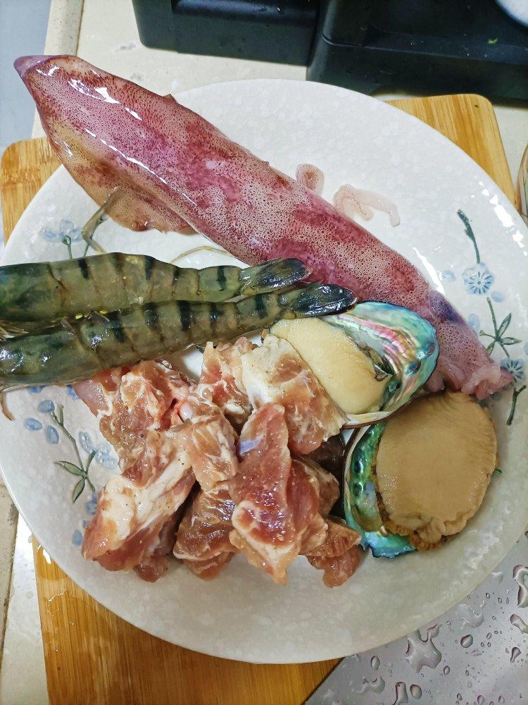 鲜虾花菇干贝粥