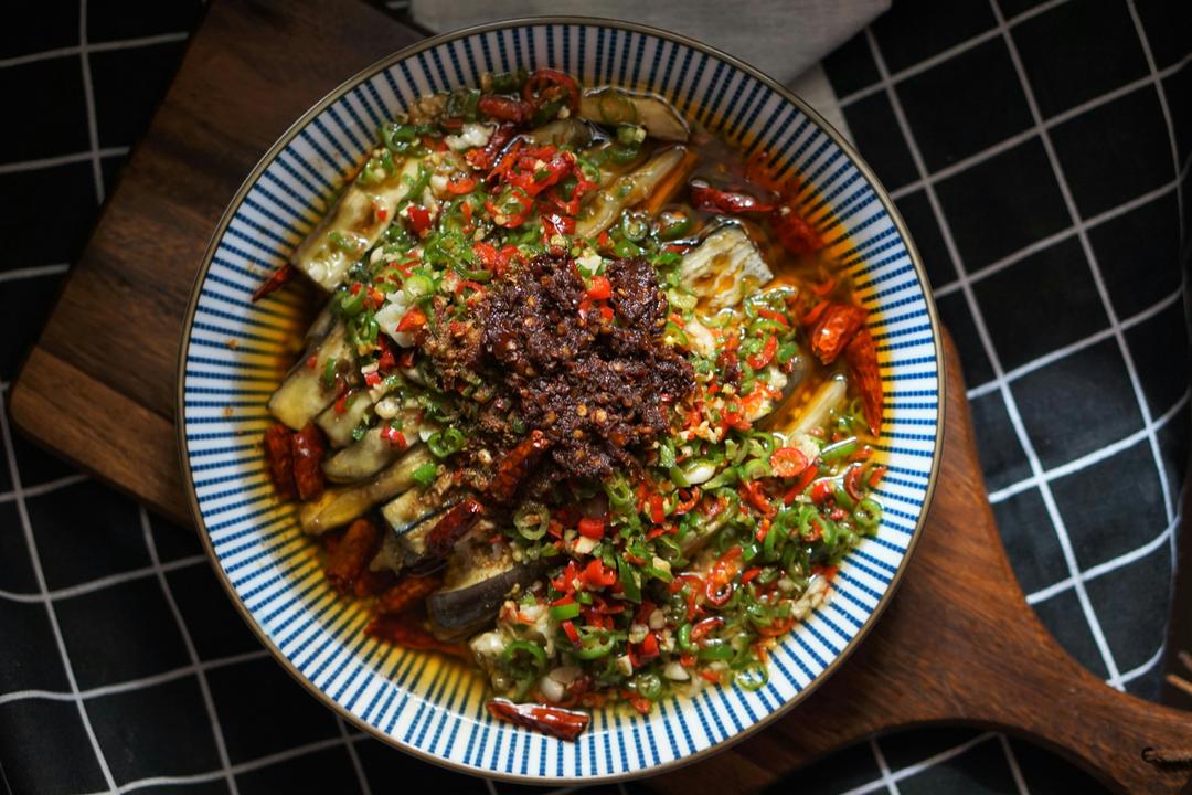 油泼茄子-橘丽丝的夏天