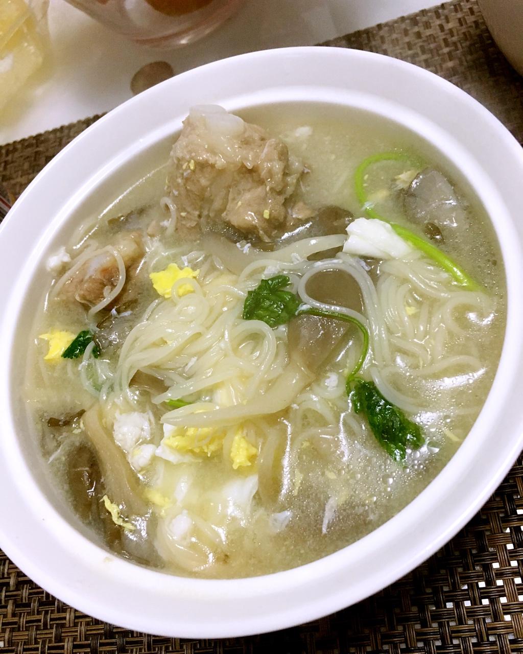 红烧排骨面