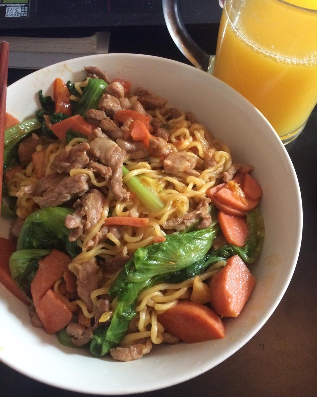 majorted做的炒方便面辛拉面版本