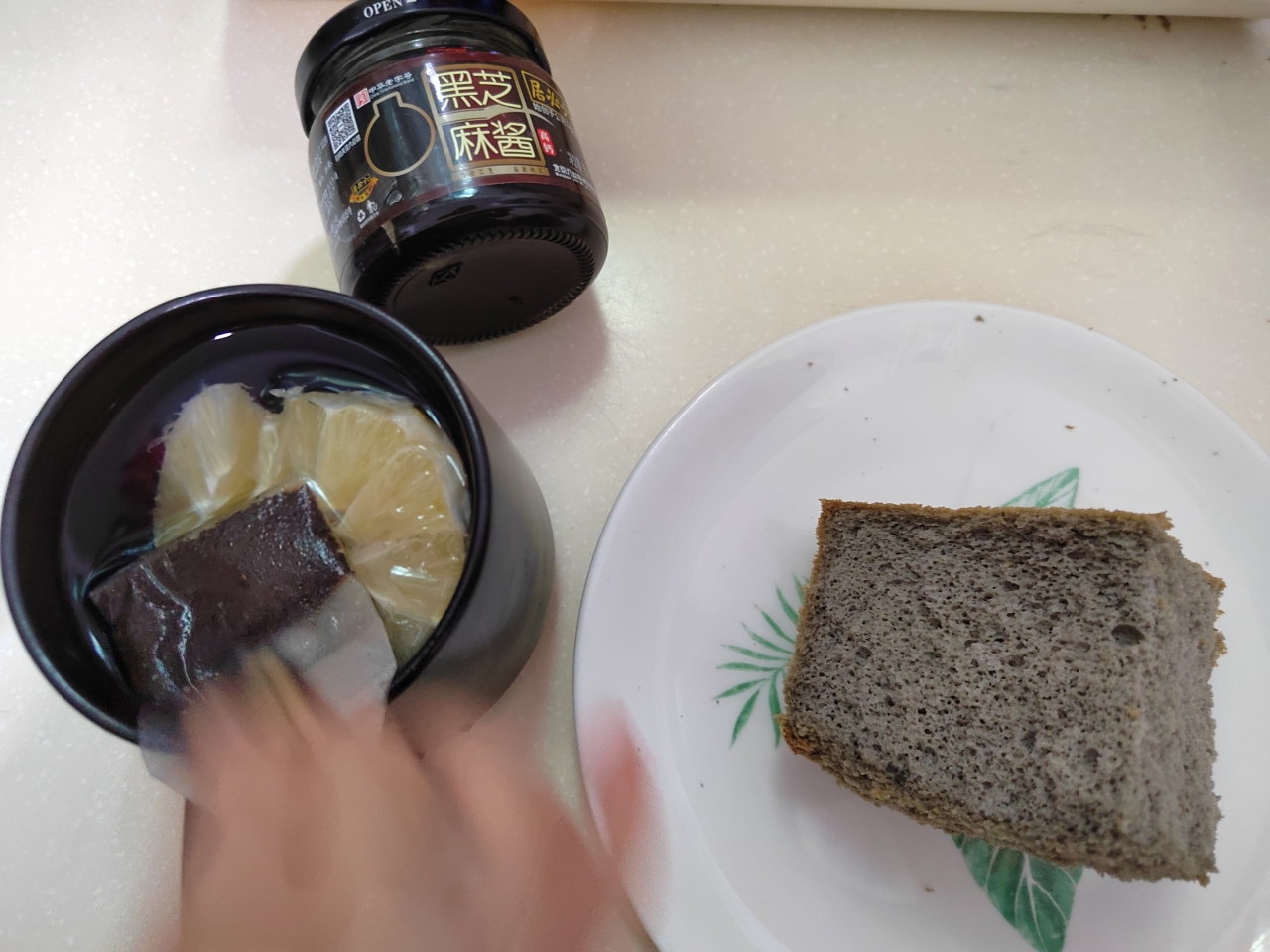 健康养生-黑芝麻米蛋糕