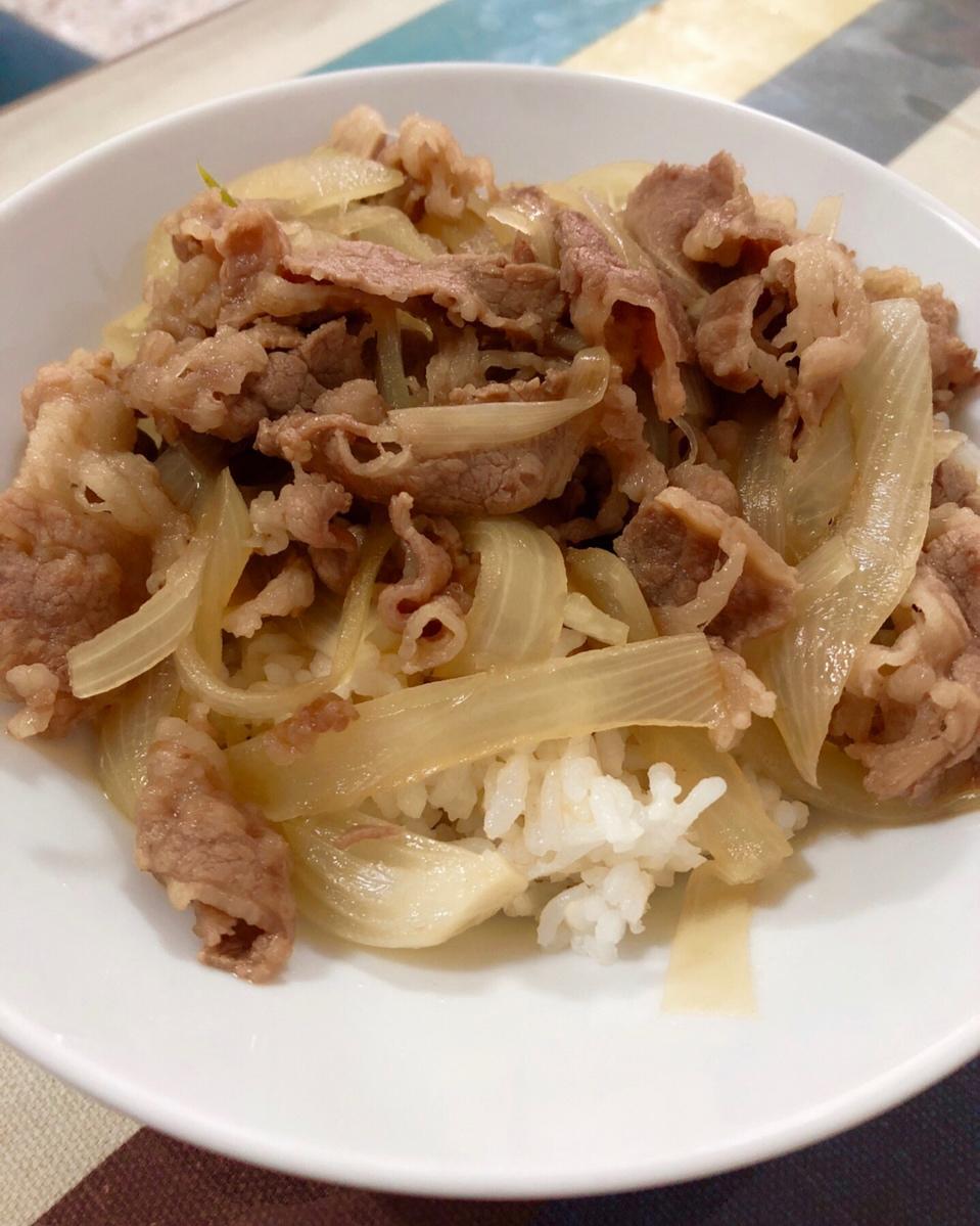 日式牛肉饭