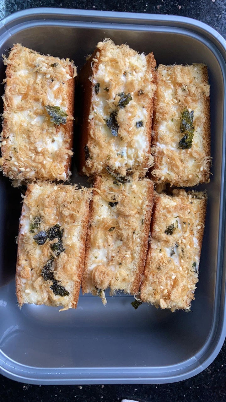 美味海苔肉松小贝