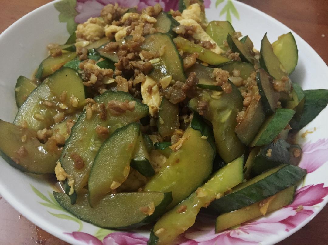 脆皮黄瓜炒肉末