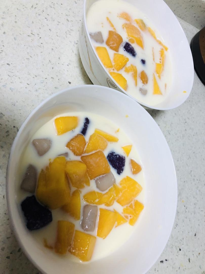 芋圆芒果捞