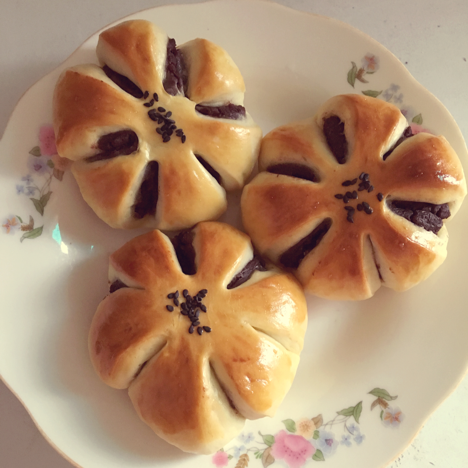 花式豆沙餐包