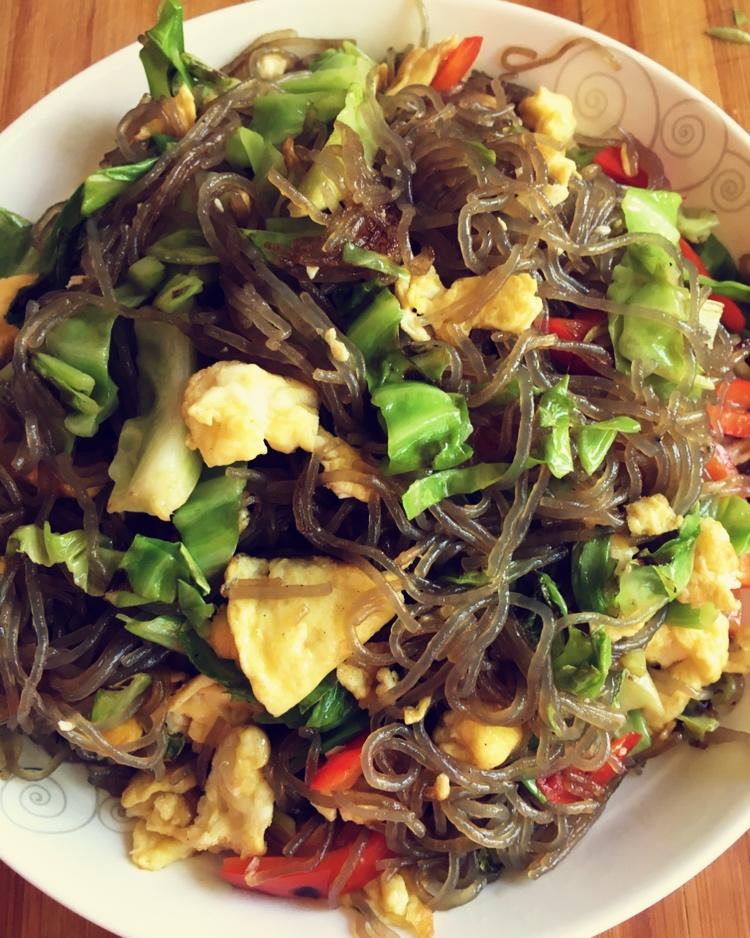 包菜炒粉丝
