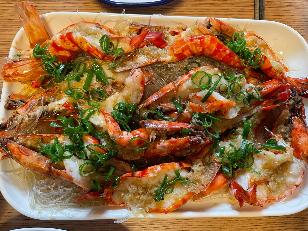 蒜蓉虾，蒜蓉粉丝蒸虾，蒜蓉粉丝开边虾，超详细步骤讲解，味道超好的！