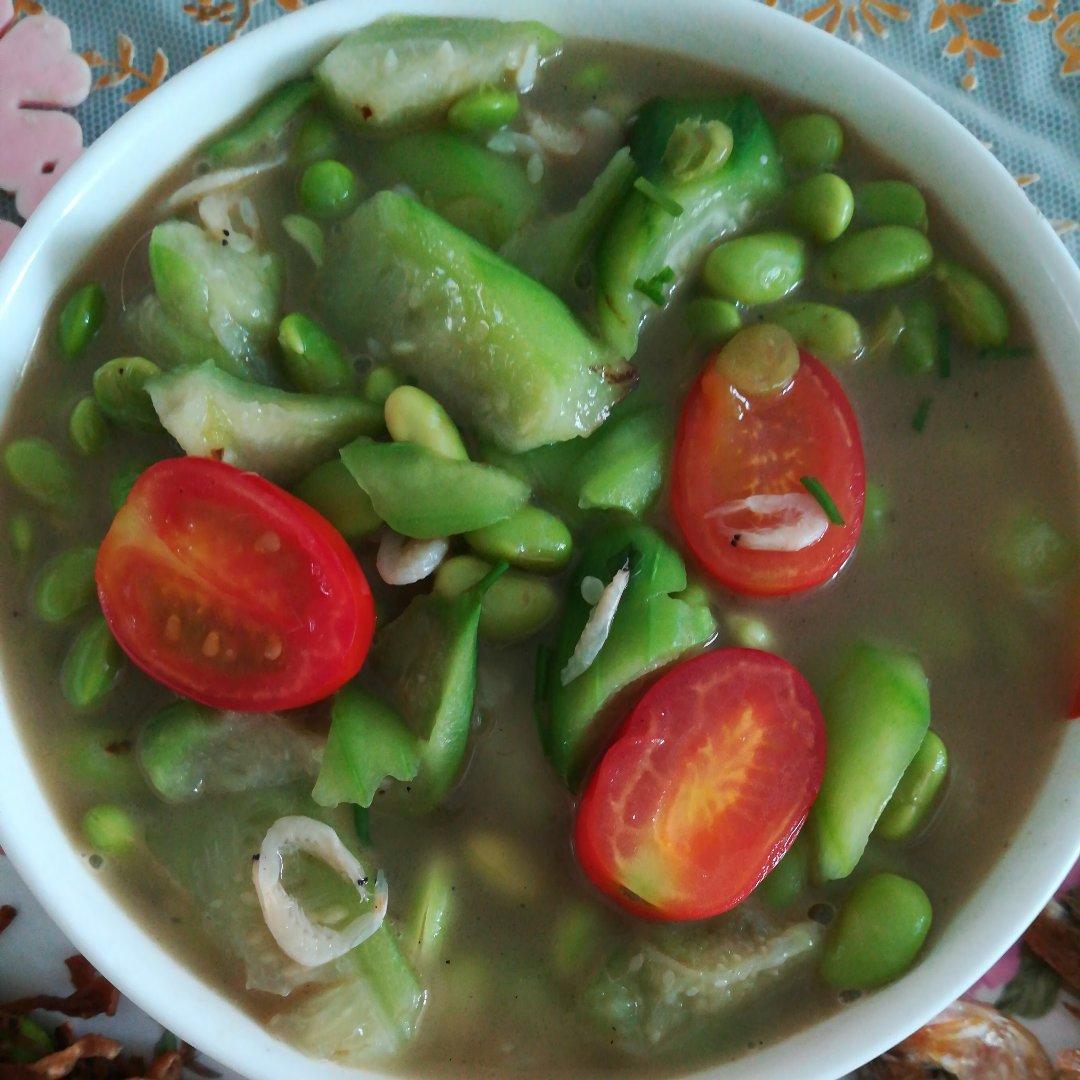 丝瓜炒毛豆