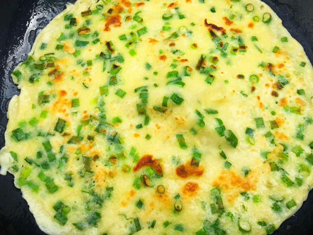 葱花鸡蛋饼【早餐绝配】的做法
