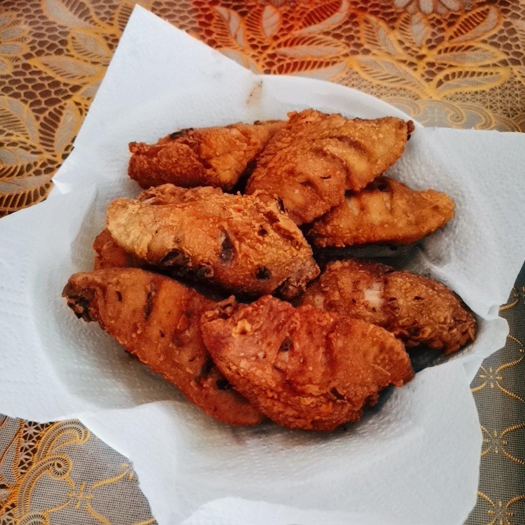 蒜香炸鸡翅