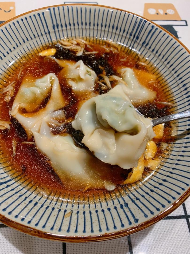 上海荠菜大馄饨