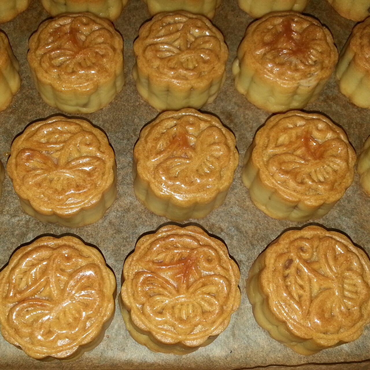 广式月饼——蛋黄莲蓉月饼