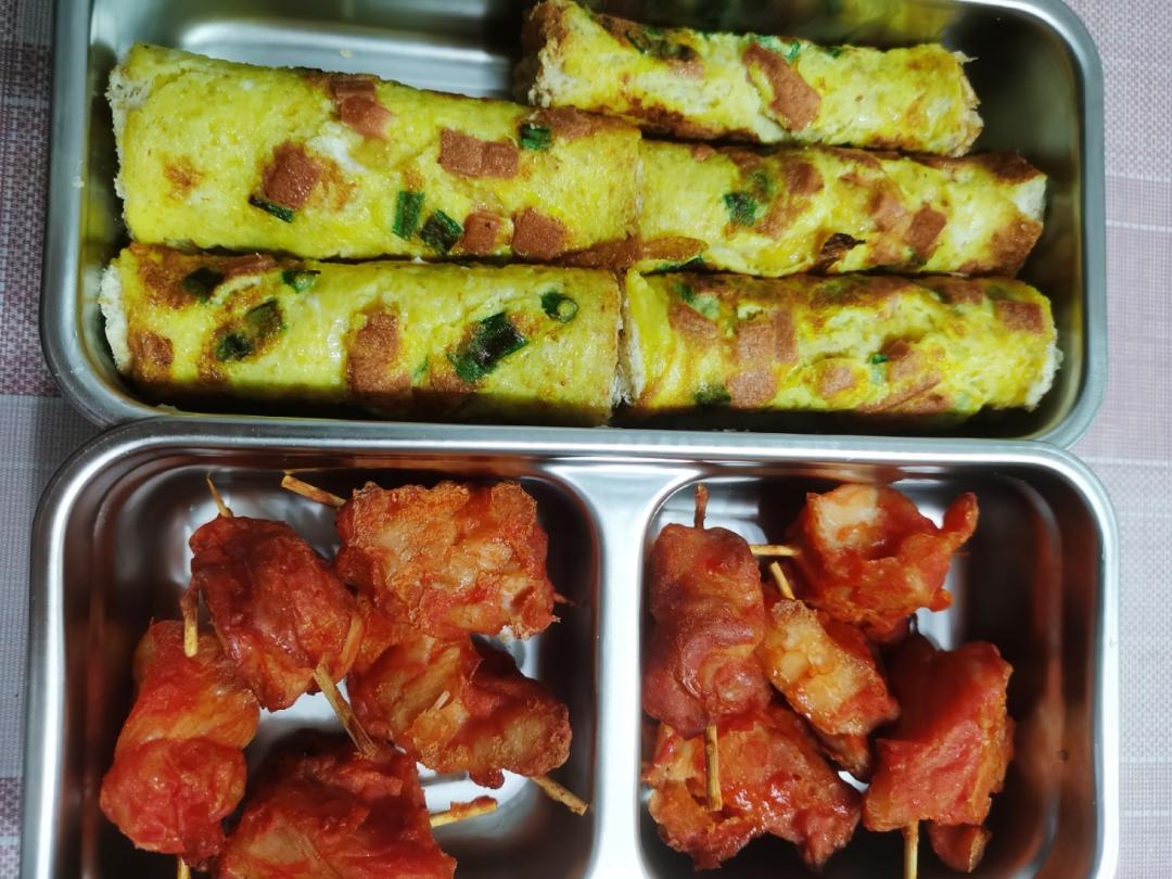 吐司片做肉松面包卷