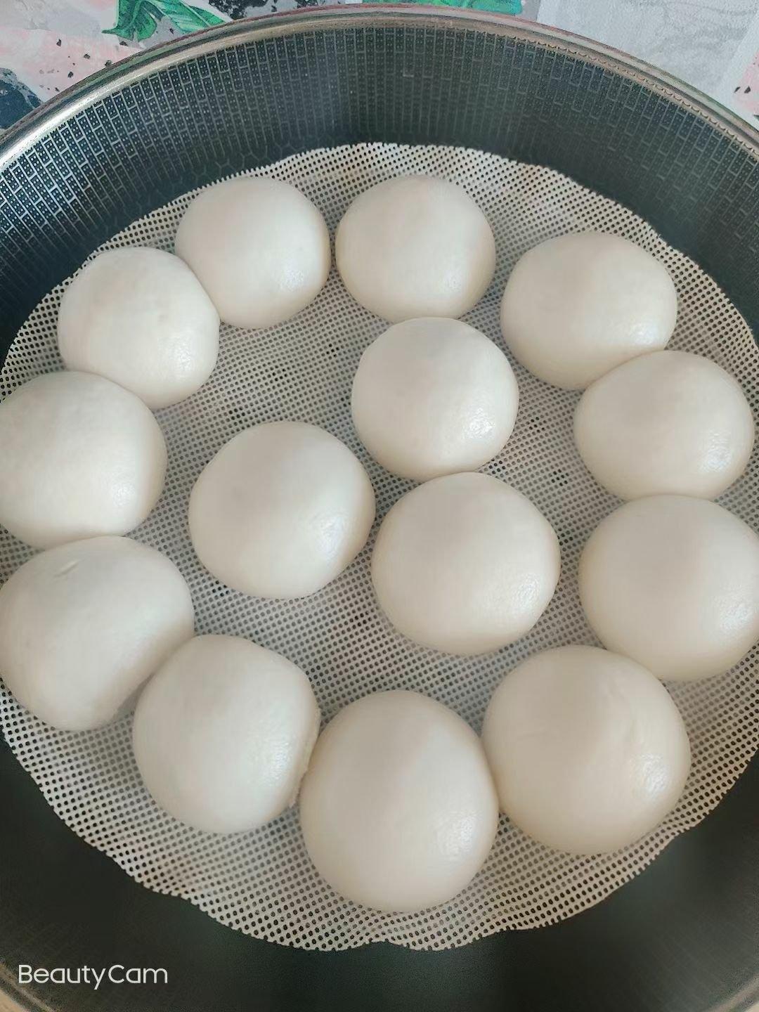 一发奶香小馒头，口感特别好！