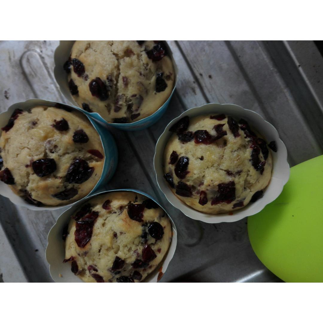 少女心的香蕉蔓越莓玛芬