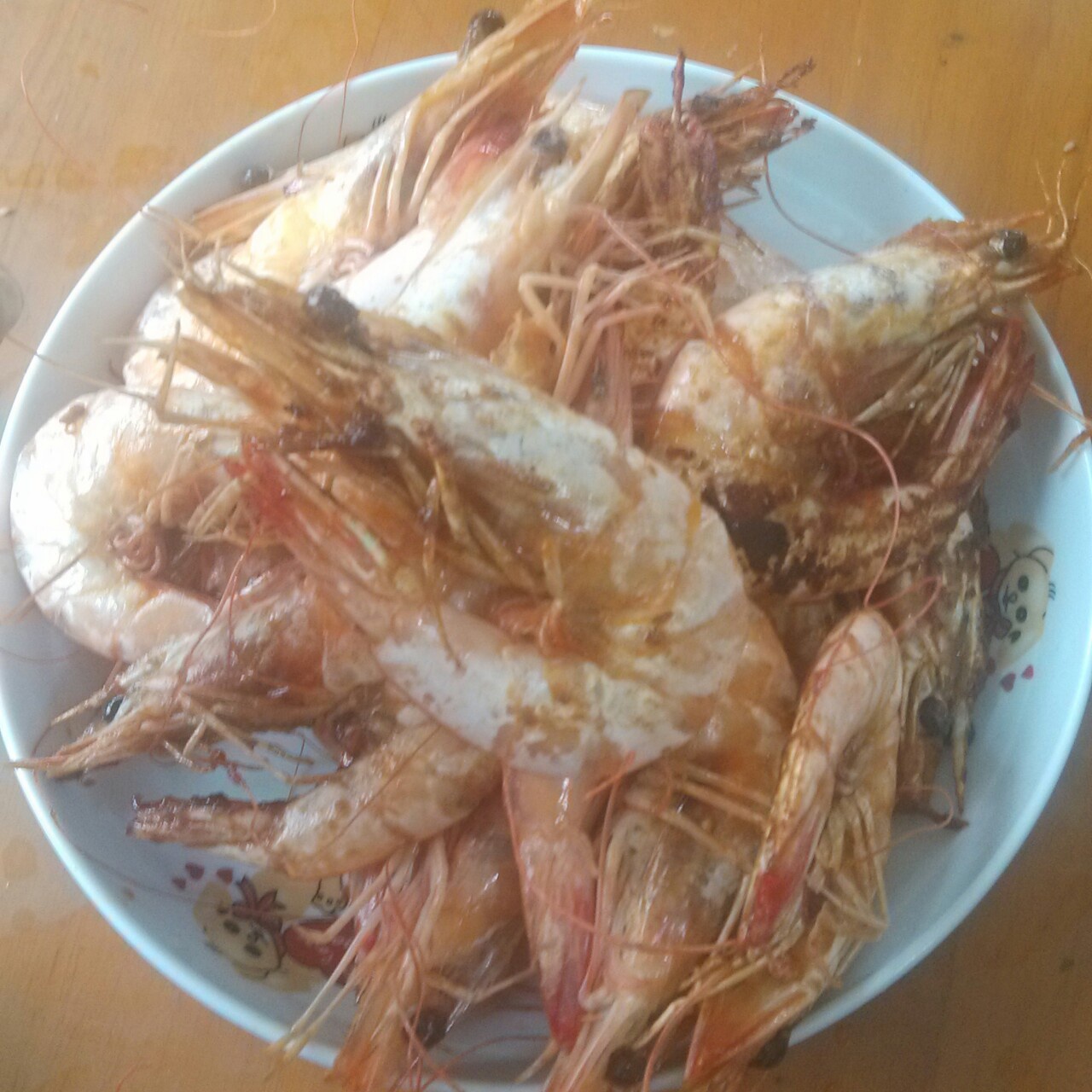 小妮子在厨房各种瞎折腾
