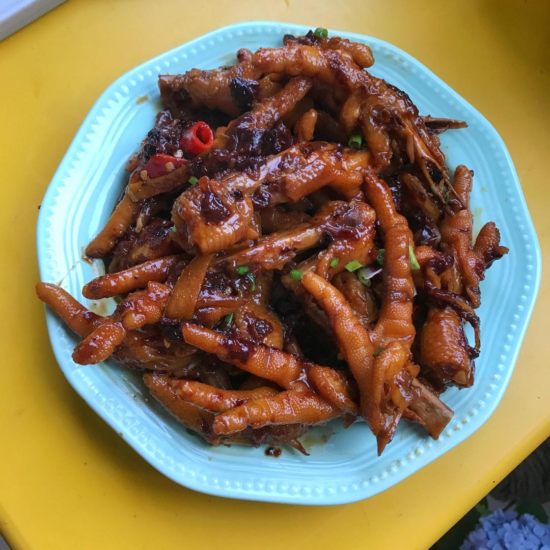 香辣烧鸡爪