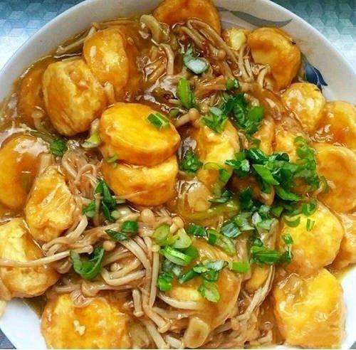 日本豆腐金针菇煲