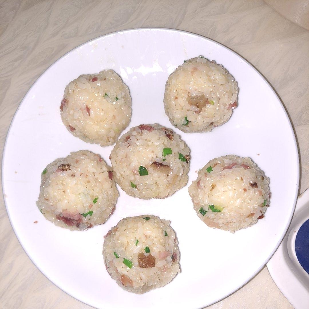 重庆腊肉糯米圆子