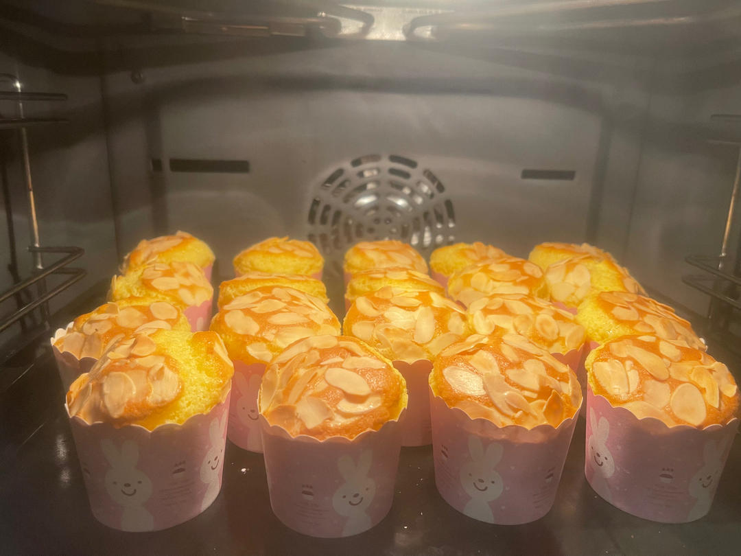 全蛋纸杯蛋糕🍰不用分离蛋白蛋黄