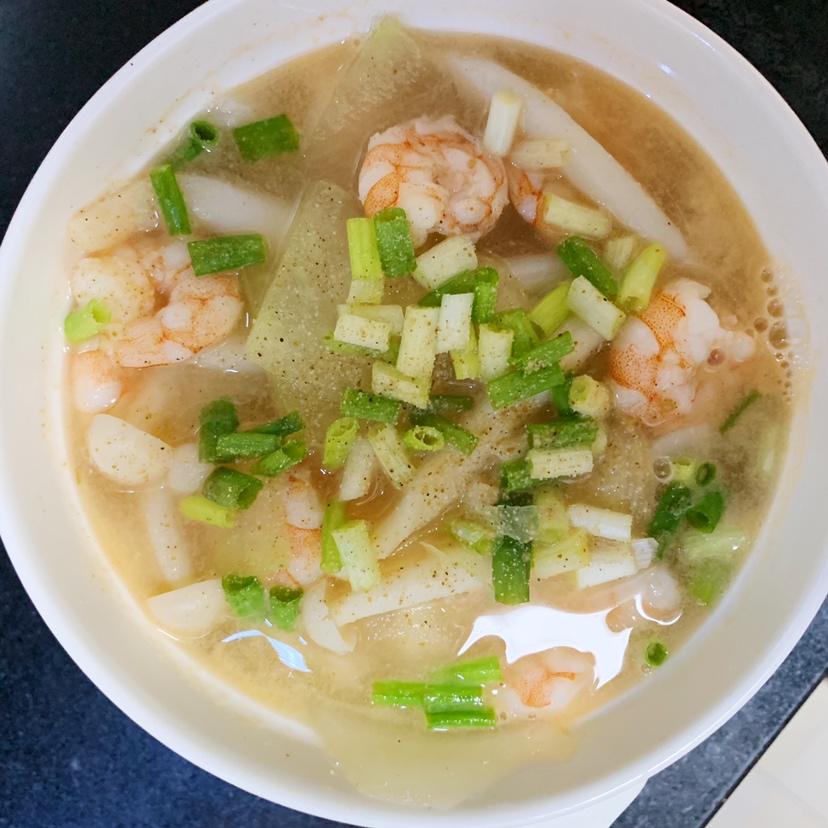 减脂餐冬瓜虾仁菌菇汤