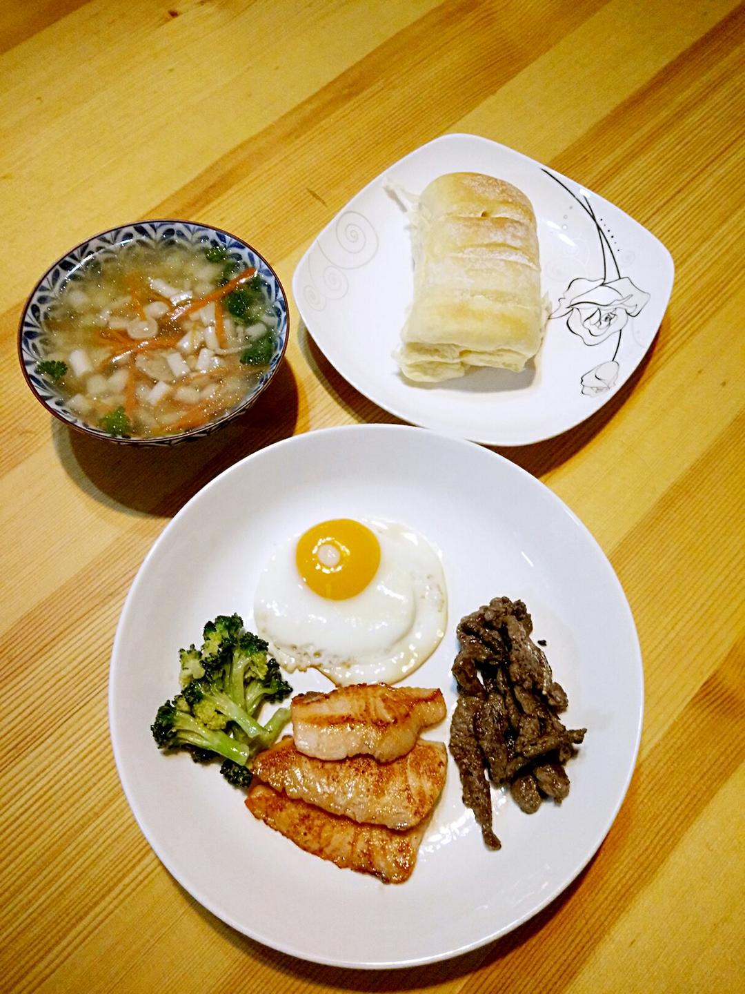 软到不知所措的牛奶卷