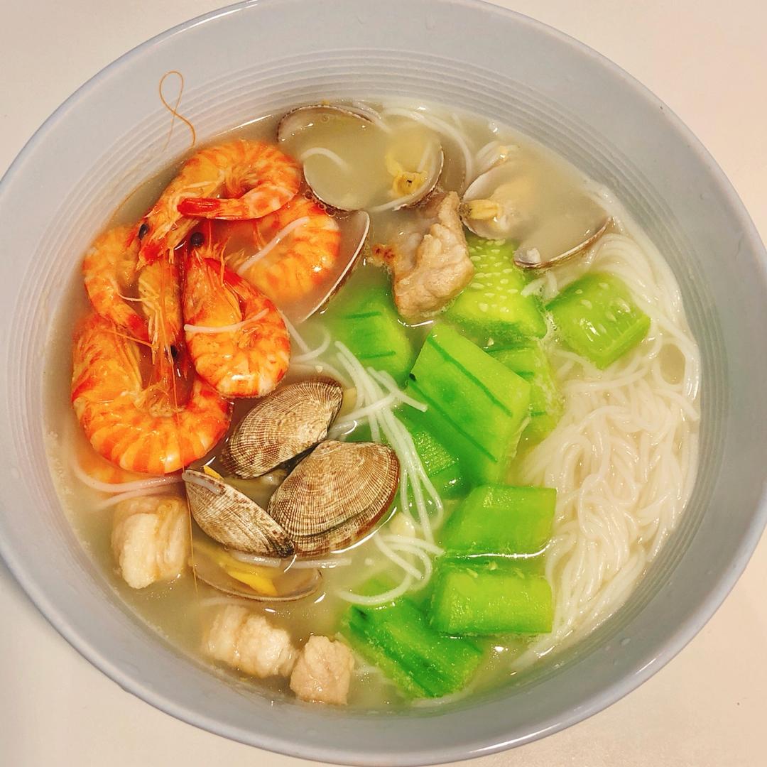 瘦肉汤米粉
