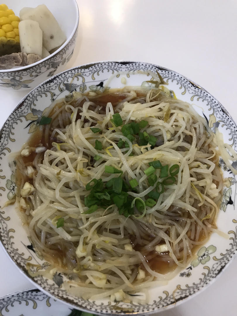凉拌豆芽
