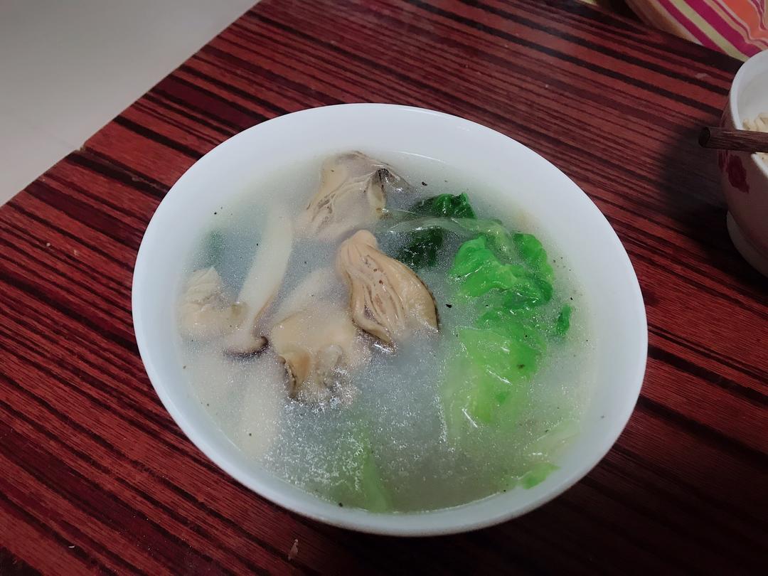 生蚝杏鲍菇汤的做法