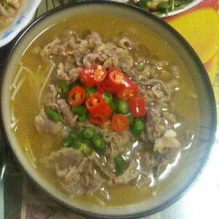 酸辣肥牛金针菇