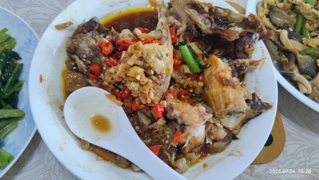 家庭版剁椒蒸鱼头，味道胜比大酒店👍