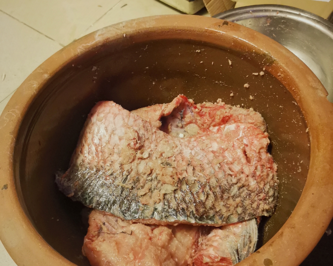 腌制青鱼的做法 步骤6