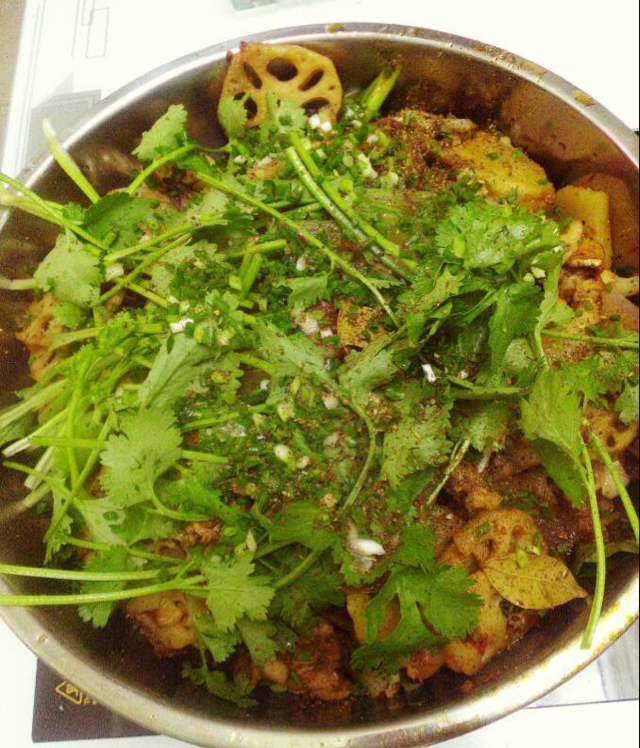 麻辣干锅兔