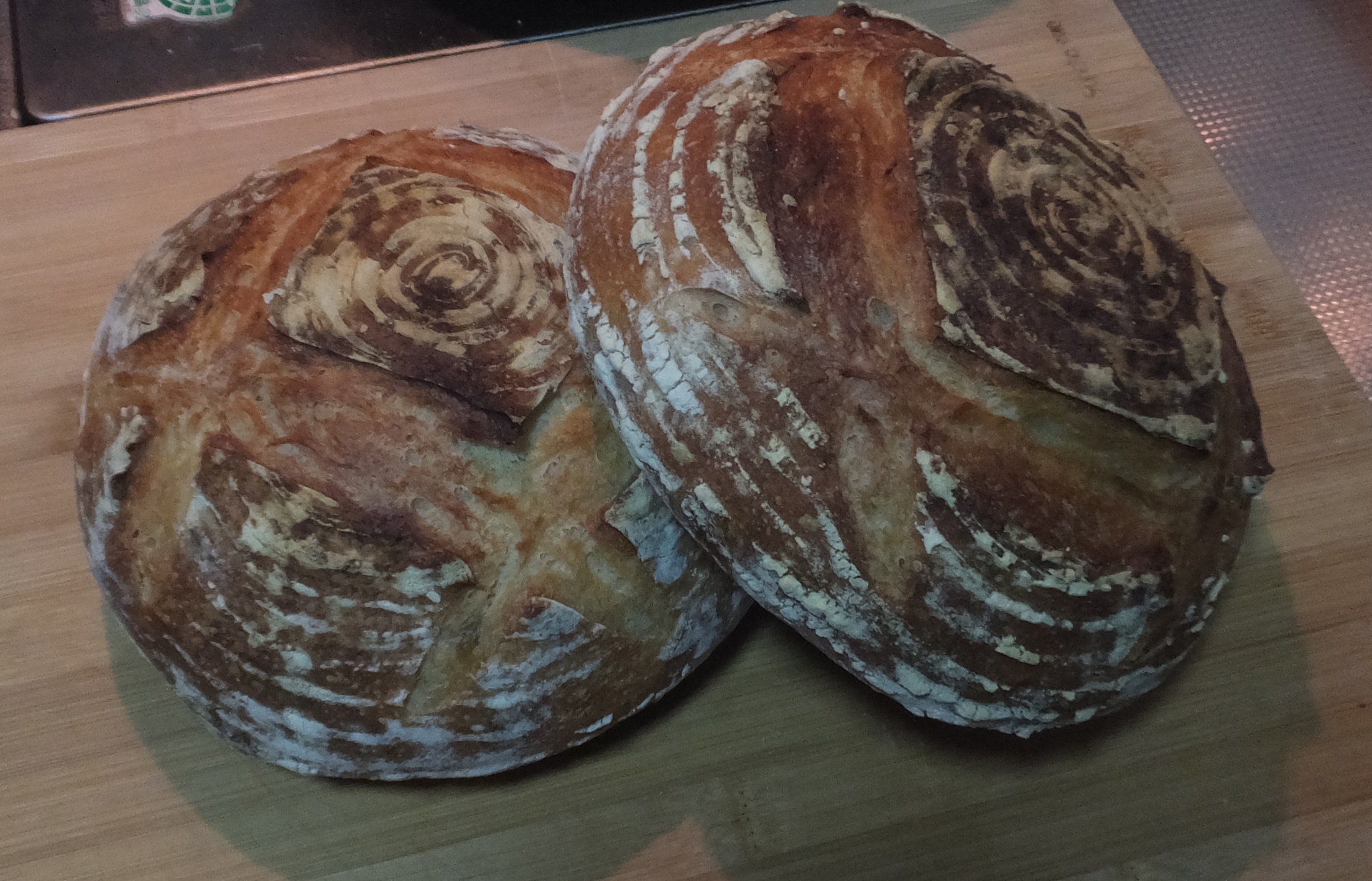 基本酸面团面包(Basic Sourdough Bread)的做法