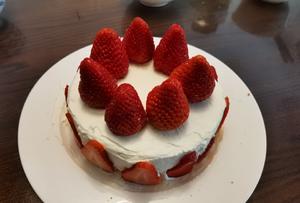 简单易做的草莓黄桃生日蛋糕6寸的做法 步骤10