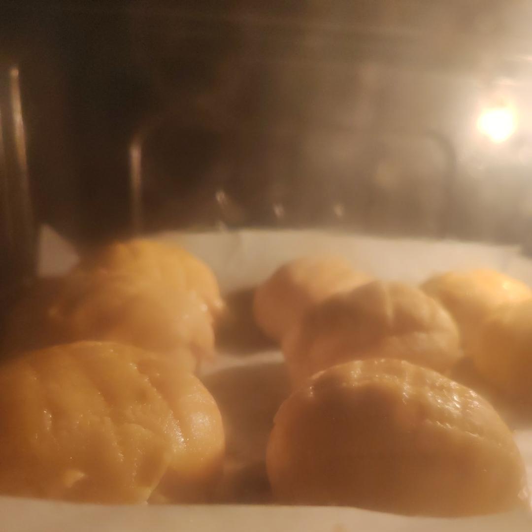 小美 港式菠萝包