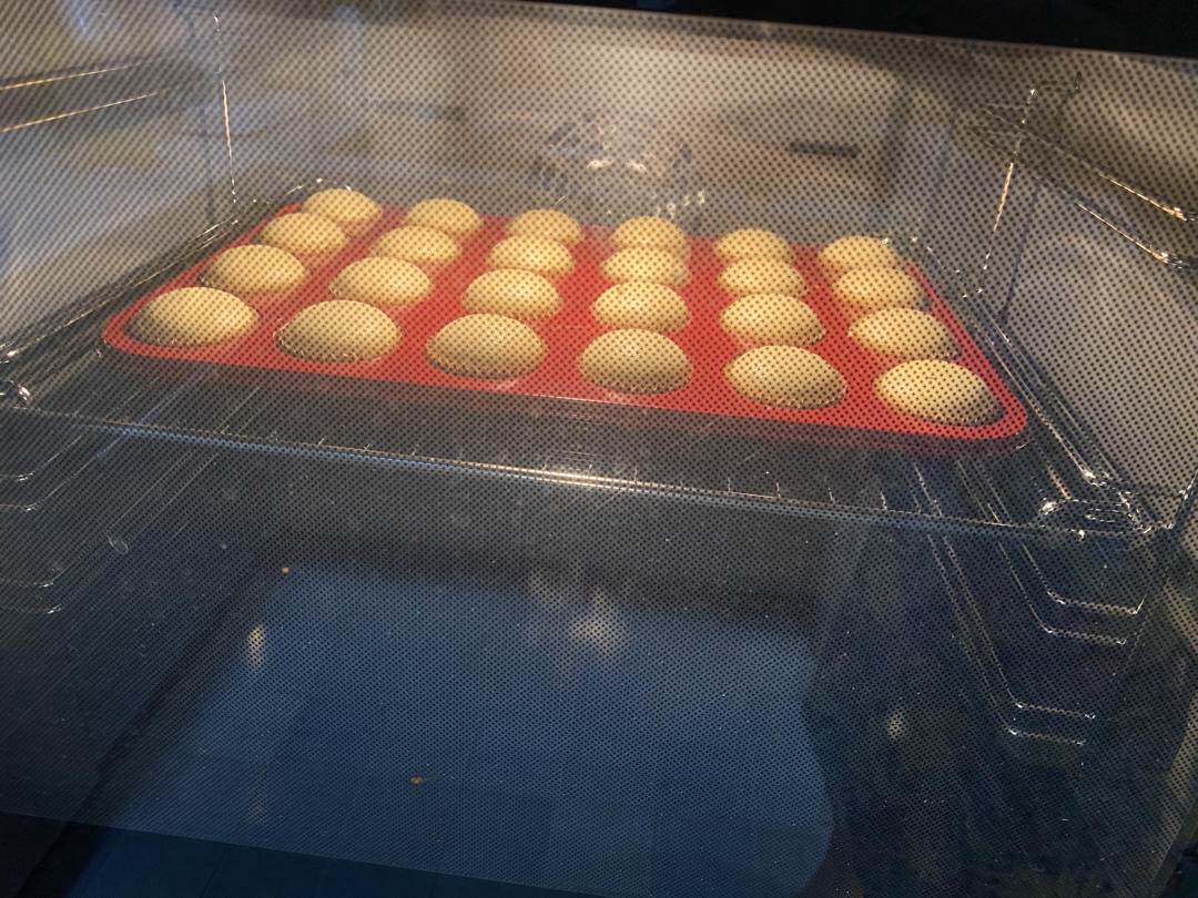 【视频食谱】一口一个小小鸡蛋糕